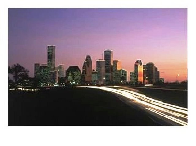 <b>Sorvolando la città di Houston </b>