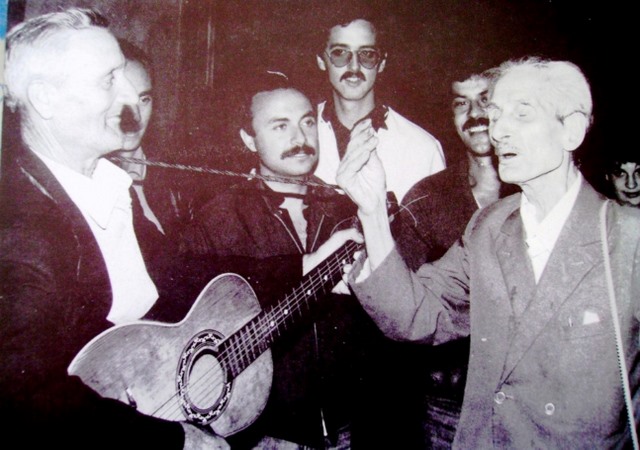 <i><b>Mastro Saro</b></i>