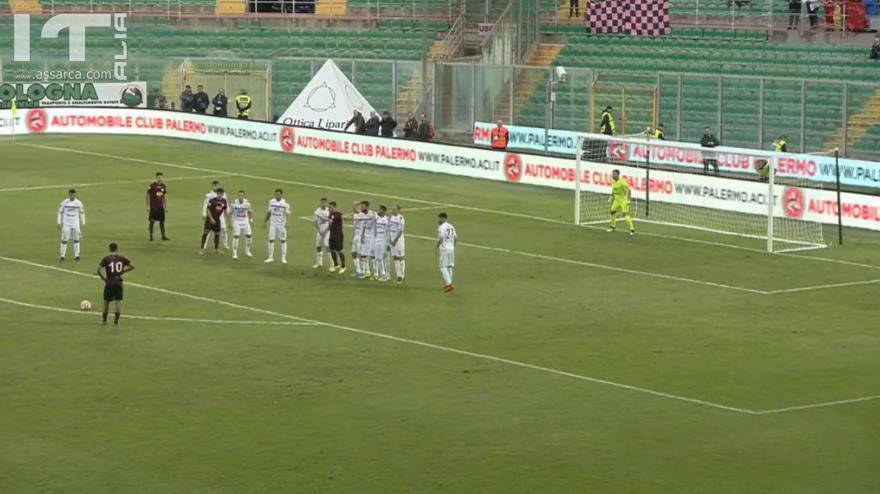 Seconda sconfitta casalinga per il Palermo - L`Acireale vince al "R.Barbera"  - Savoia:  - 5 dalla capolista
