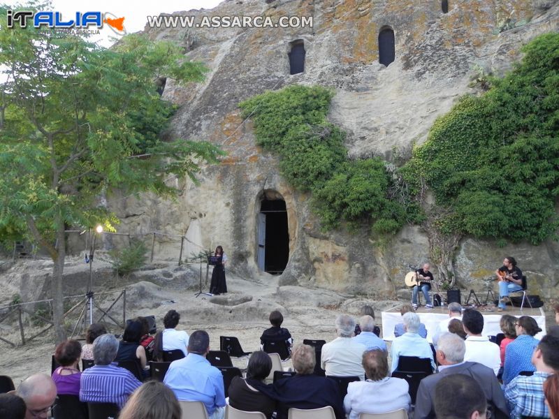 <b>POESIA ALLE GROTTE DELLA GURFA_2012</b>