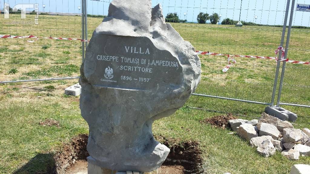 Posa del Cippo in onore di Giuseppe Tomasi di Lampedusa autore del Gattopardo, 