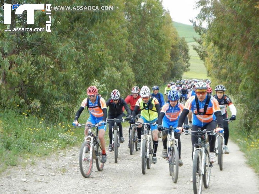 1 RADUNO BIKERS CITT DI VALLEDOLMO