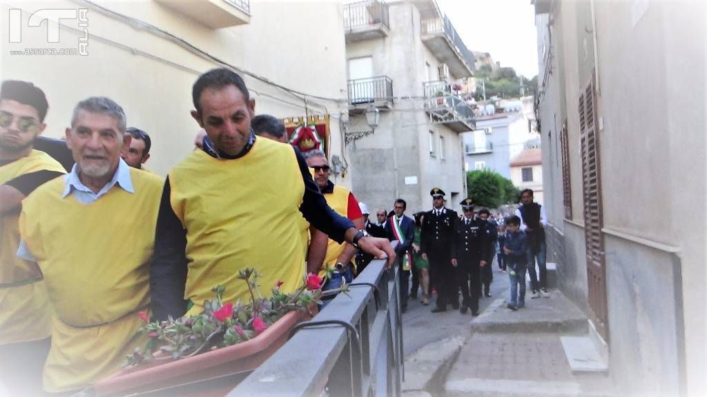 Immagini tratte dal video Processione Madonna Delle Grazie - Alia 2 Luglio 2017, 