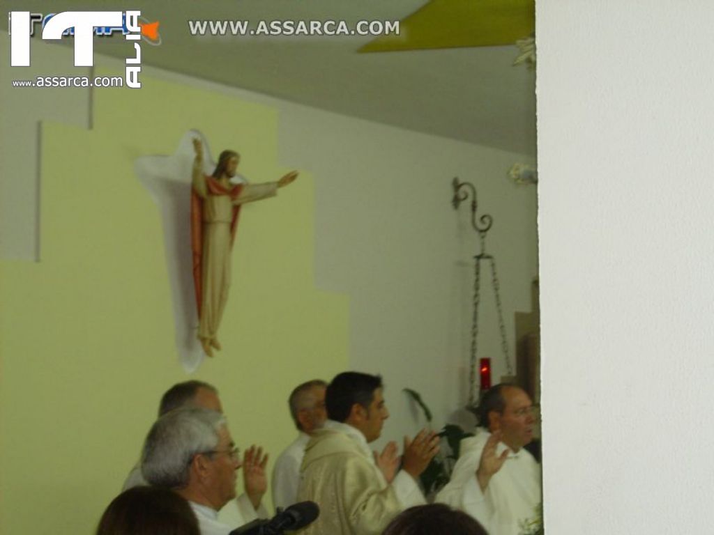 LA COMUNITA` PARROCCHIALE DI GESU` SACERDOTE PALERMO, SALUTA IL NUOVO PARROCO PADRE ANTONINO VICARI, 