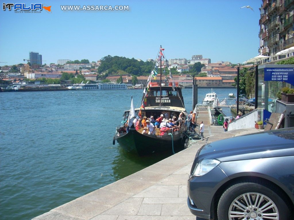 VISITA DELLA CITT DI OPORTO E LE SUE CANTINE - 28/5/2015.