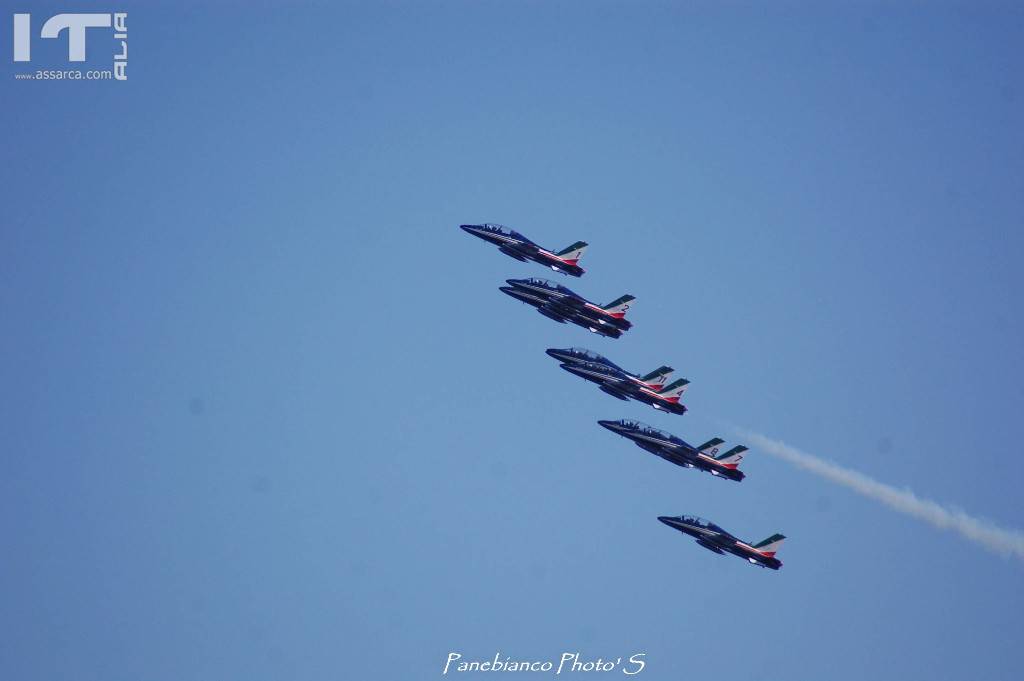 La Pattuglia Acrobatica delle " Frecce Tricolori " a Giardini Naxos (ME) - 18/06/2017 -, 