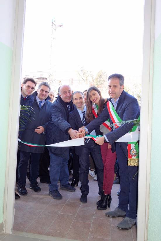 PETRALIA SOPRANA. INAUGURATI I NUOVI LOCALI SCOLASTICI DELLA SCUOLA SECONDARIA DI PRIMO GRADO DOPO  LEFFICIENTAMENTO ENERGETICO.