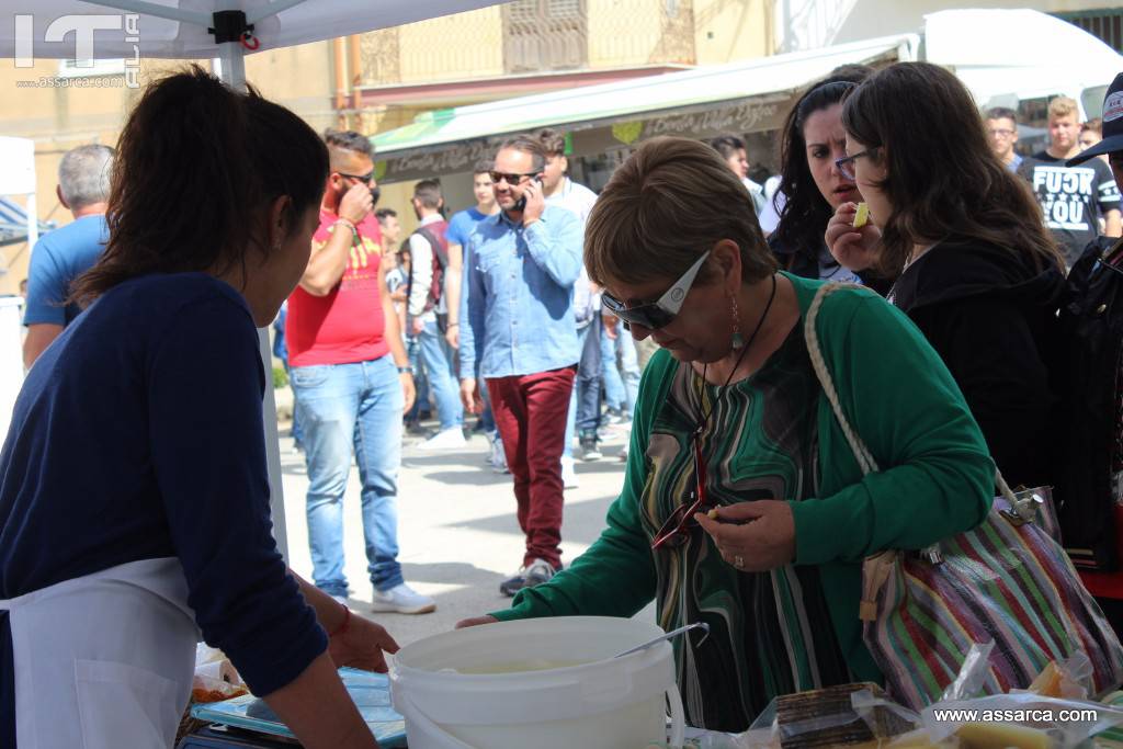 La prima sagra della fava ciamputa.
Marcatobianco  20 Maggio 2017, 