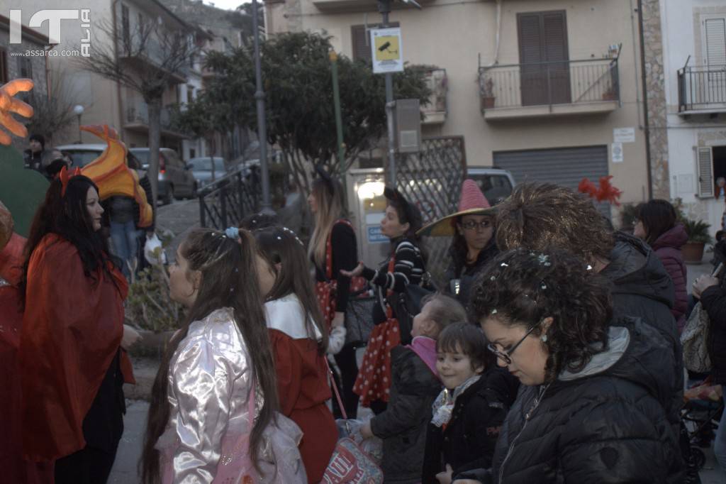 Sfilata di carri allegorici e maschere a Roccapalumba.
28 Febbraio 2017, 