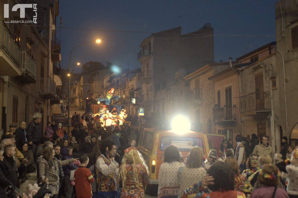 Sfilata di carri allegorici e maschere a Roccapalumba.
28 Febbraio 2017, 