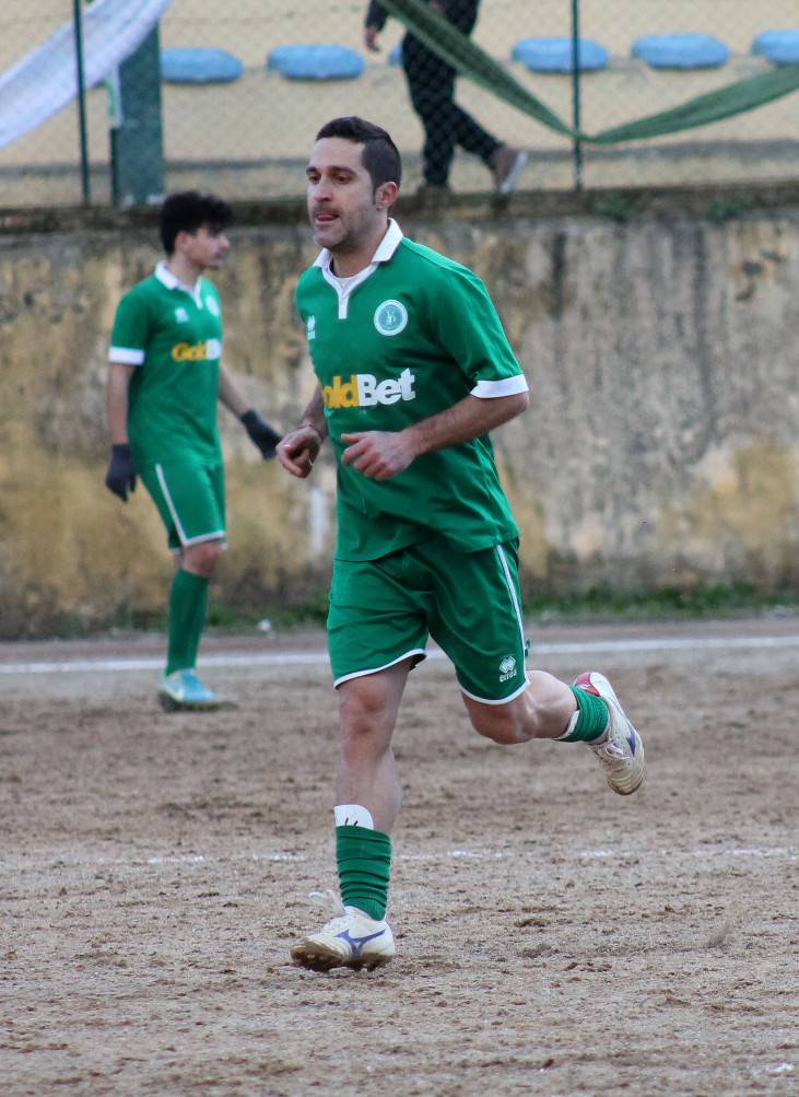 IL FUORICLASSE DI ALIA COSIMO PANEPINTO CON I SOSTENITORI NISSENI, TRASCINANO IL VALLELUNGA ALLA VITTORIA., 