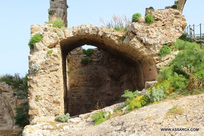 Le bellezze della Sicilia, Cefal Diana. " Il castello Arabo - Normanno - Borbonico"., 