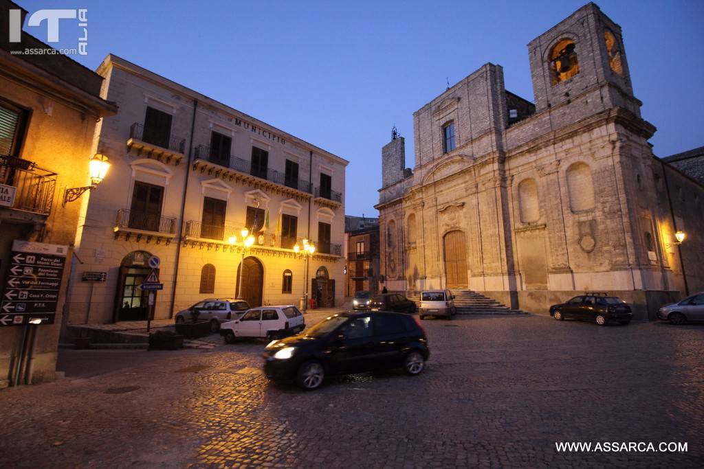 PALAZZO ADRIANO,LE SUE VIE.