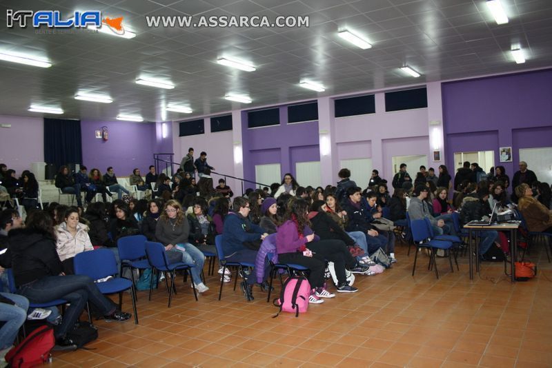 "IL GIORNO DELLA MEMORIA" -  LICEO SCIENTIFICO  "M.PICONE" DI LERCARA FRIDDI - 09/02/2012