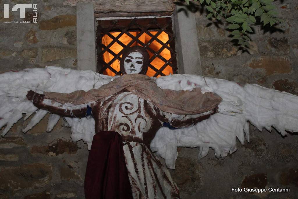 Sulle tracce di Minosse,
Spettacolo di teatro sperimentale.
Ispirato dalle leggende del re Minosse,a cura dell`Associazione Generazione Sicilia. ( Foto dopo spettacolo seguira video), 