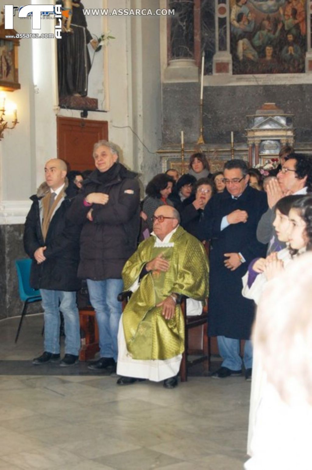 messa di saluto e ringraziamento don rosolino la mendola (parrocchia sant`anna), 