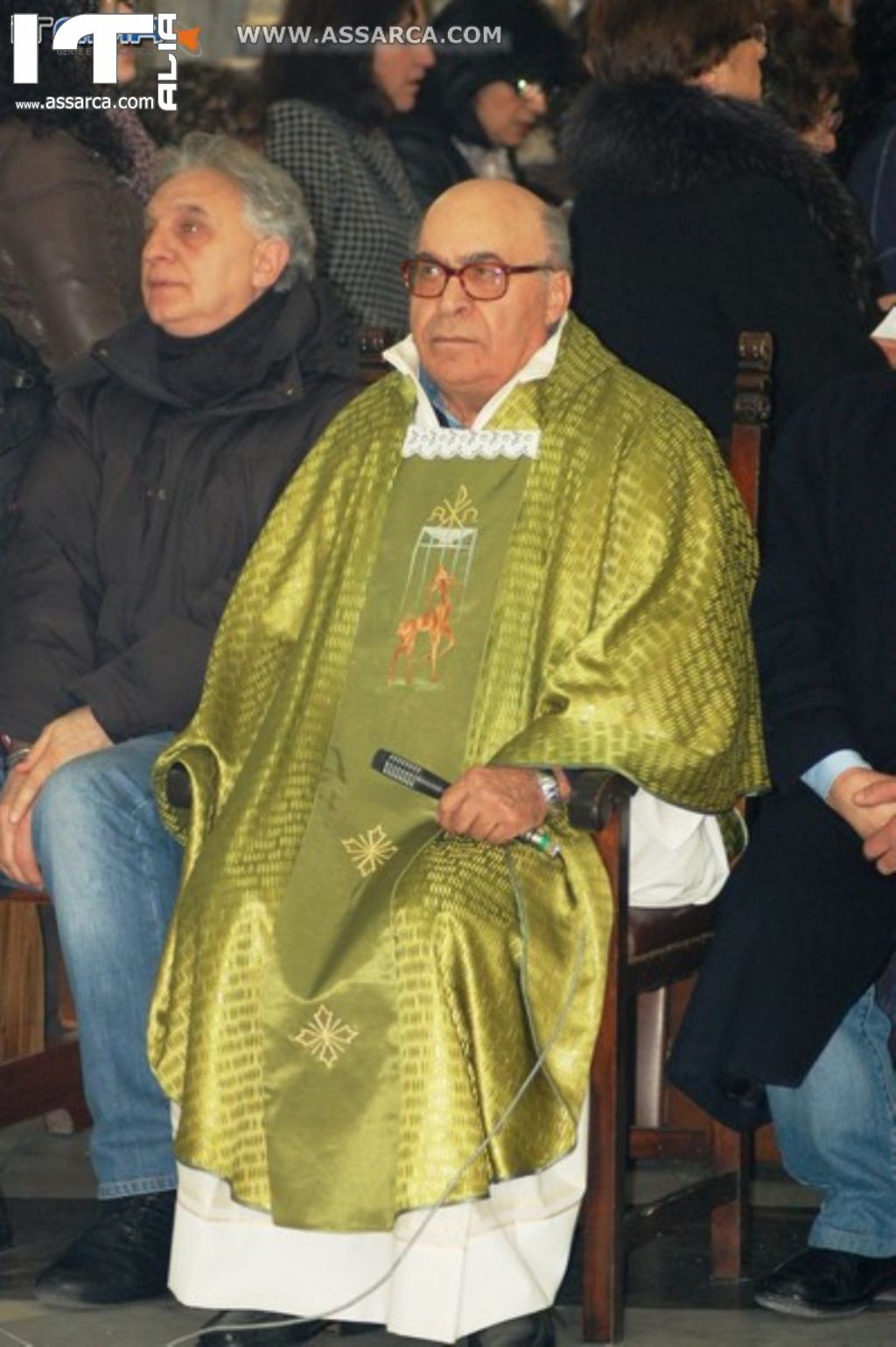 messa di saluto e ringraziamento don rosolino la mendola (parrocchia sant`anna), 