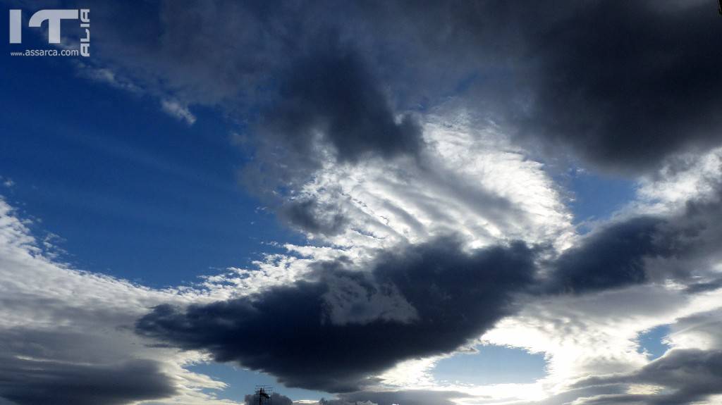 Guarda che cielo !   -  Le nuvole di Domenica 26 Novembre 2017, 