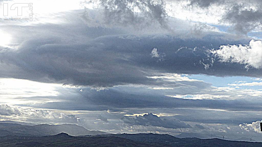 Guarda che cielo !   -  Le nuvole di Domenica 26 Novembre 2017, 