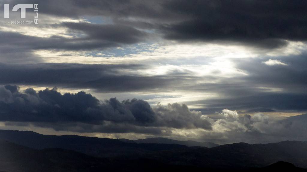 Guarda che cielo !   -  Le nuvole di Domenica 26 Novembre 2017, 