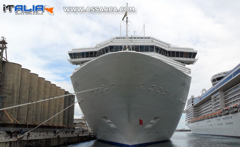 COSTA PACIFICA e MSC SPLENDIDA - al porto di Palermo (07-02-2013), 