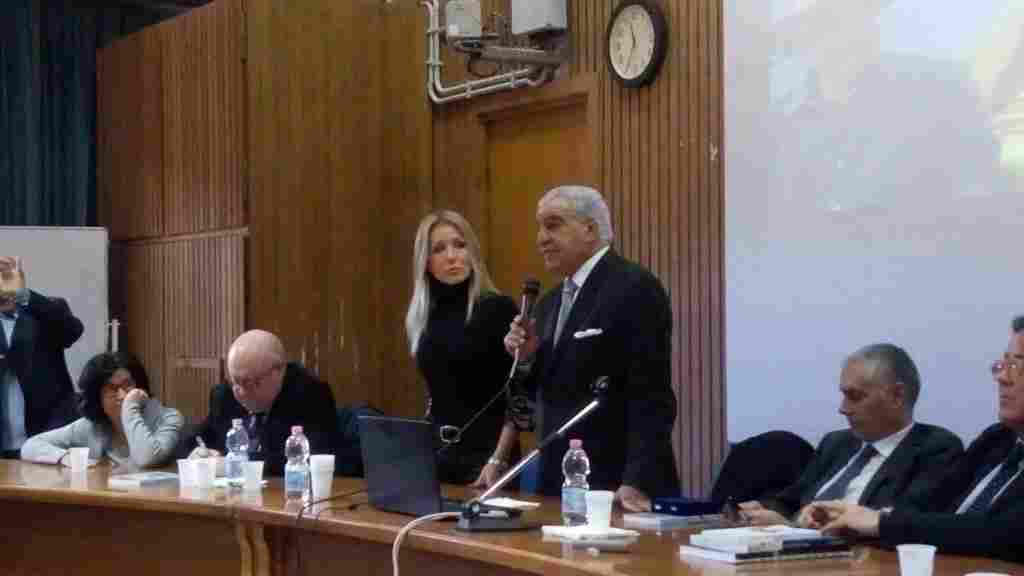 LA CONFERENZA DEL FAMOSO EGITTOLOGO PROF. ZAHI HAWASS NELLAULA...