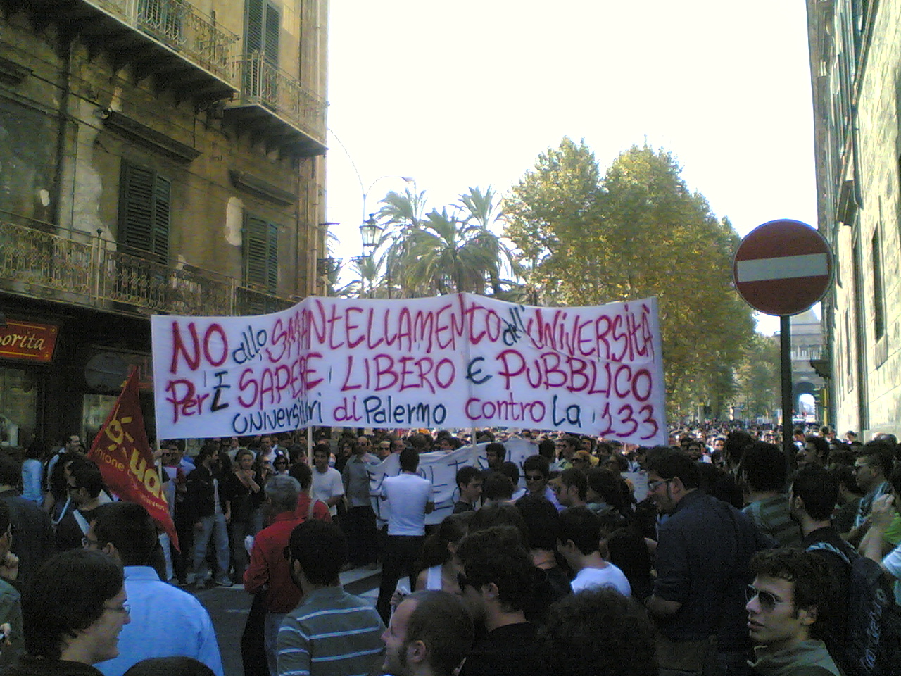 ?LA CULTURA NON SI VENDE, LE UNIVERSITA? NON SONO AZIENDE ? GRIDANO UNANIMI LE 12 FACOLTA? DELL?ATENEO DI PALERMO