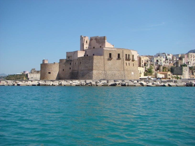 Castellammare del Golfo. visita guidata al castello arabo-normanno