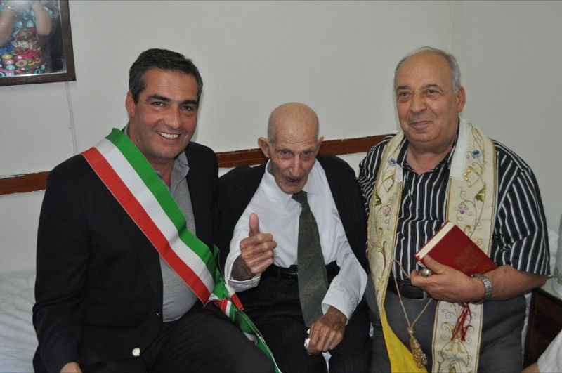 CASTRONOVO DI SICILIA (PA) - Salvatore Barone compie 100 anni