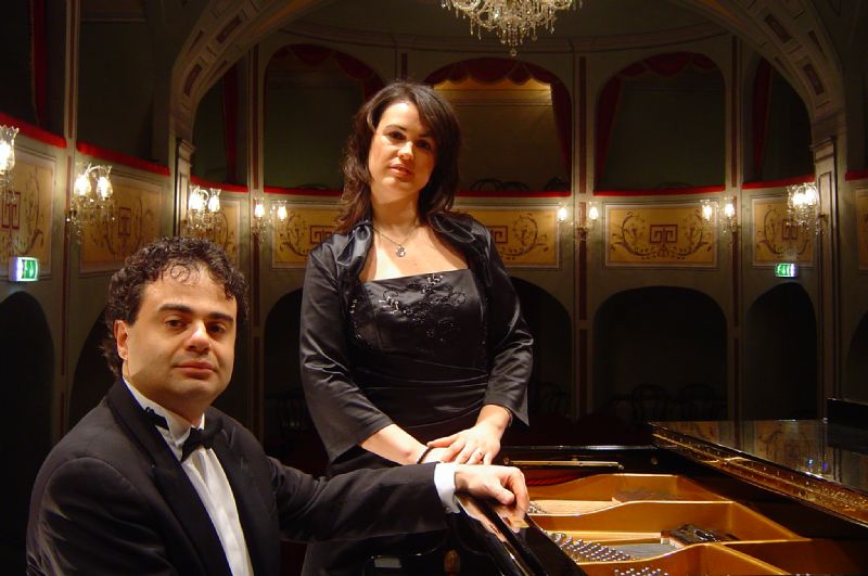 MASCALUCIA (CT) - Esibizione del Soprano greco - italiano Alexandra Oikonomou ed il pianista Daniele Petralia.
