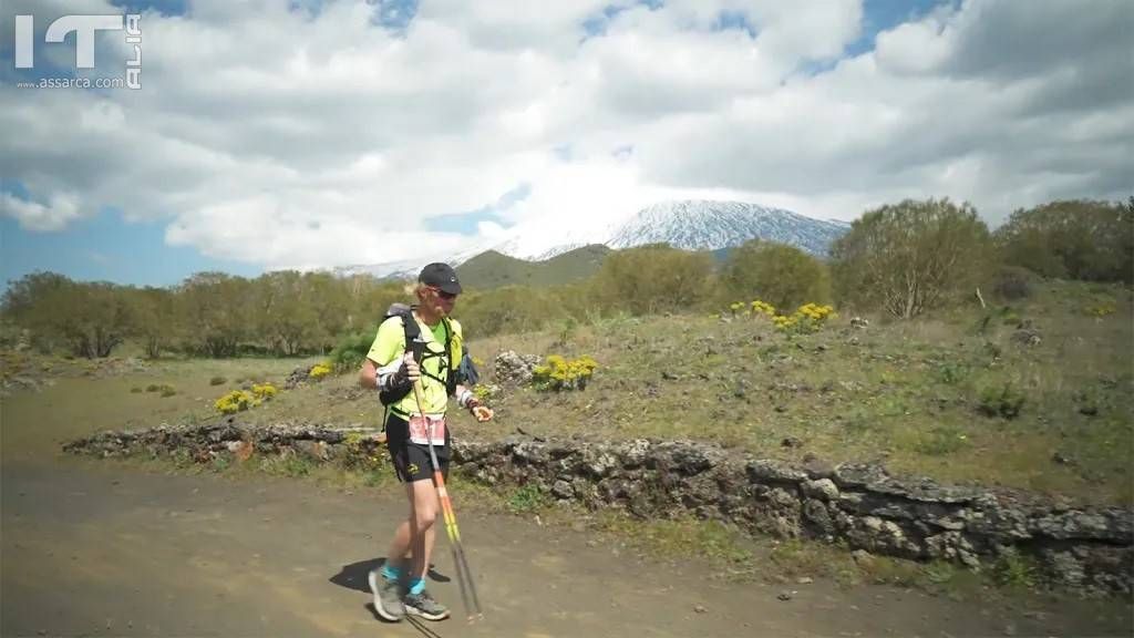 509 chilometri di corsa in Sicilia. SullEtna gli atleti de la Cursa di Ciclopi