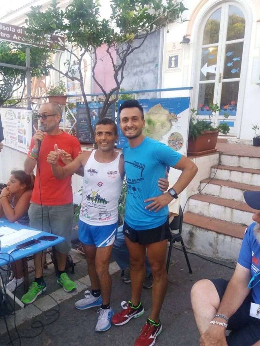 Podismo: Terza tappa al Giro Podistico di Ustica Trofeo AMP, in un venerdì spettacolare, vittorie di Fabio Gervasi e Patrizia Borrelli.