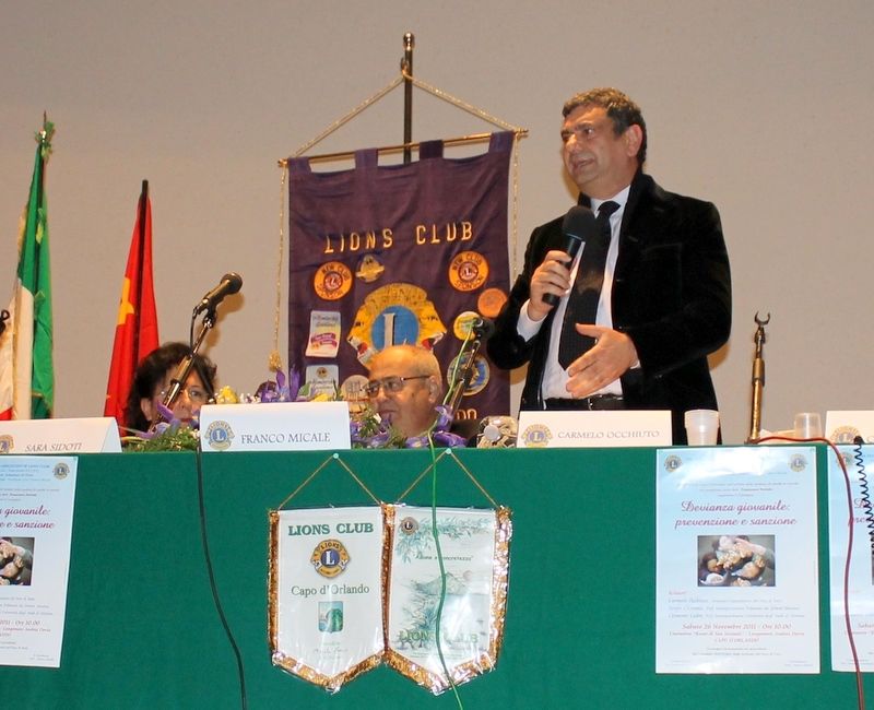 Incontro promosso dal Lions Club di Capo d?Orlando
sulla devianza giovanile con linee di prevenzione e  interventi sanzionatori
