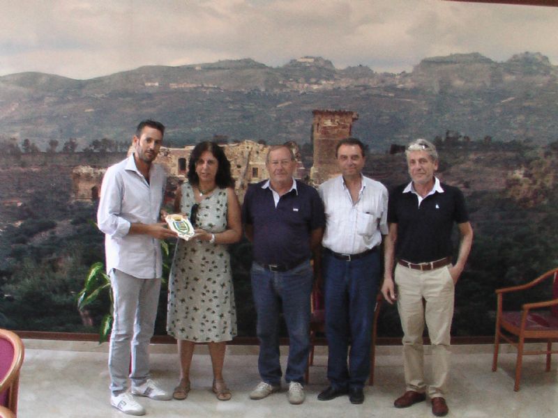 
 RIBERA-  ANGELA BRACCO PRESIDENTE DELLA COMMISSIONE SCIENTIFICA DI FISICA NUCLEARE RICEVUTA AL PALAZZO DI CITTA?

