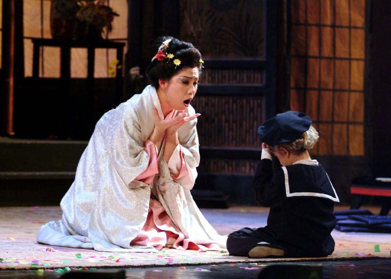 ZAFFERANA ETNEA - PER ETNA IN SCENA "MADAME BUTTERFLY"