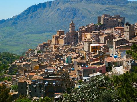 Caccamo.Rubata una macina di cereali. Denunciato un agricoltore di Trabia.