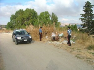 ALIA (PA): PENSIONATO ARRESTATO DAI CARABINIERI PER REATI AMBIENTALI E SMALTIMENTO ILLEGALE DI RIFIUTI.