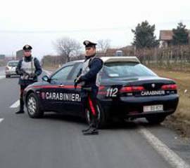 Cammarata (Ag), offre cento euro ai carabinieri: arrestato pensionato