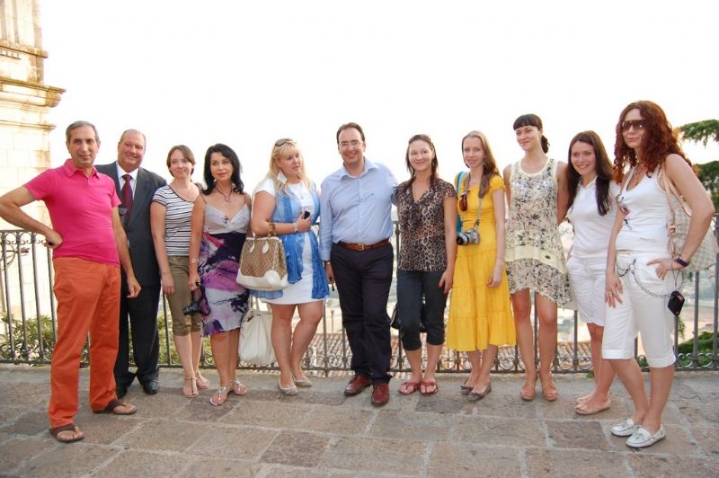GANGI, TOUR OPERATOR RUSSI ESTASIATI DA TRADIZIONE, CULTURA E CUCINA