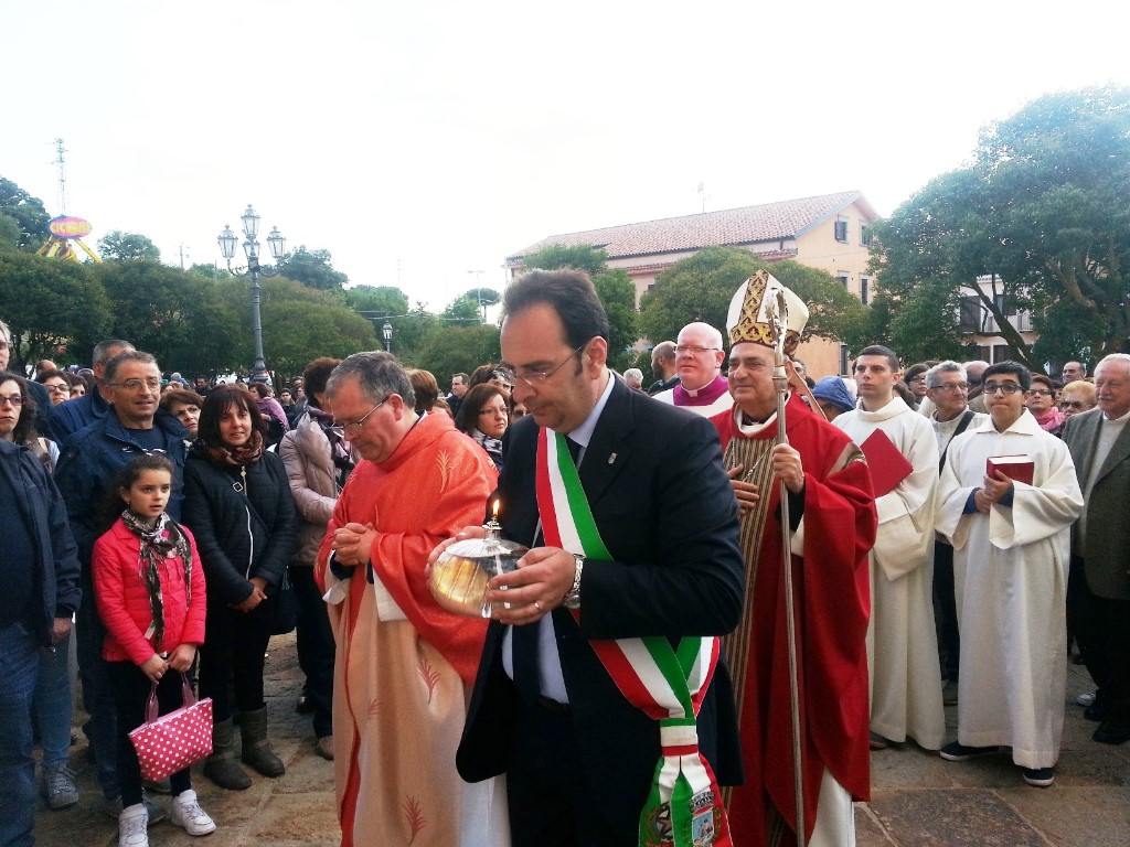 DIOCESI CEFALU. GANGI, DUEMILA FEDELI PER ACCENSIONE DELLA LAMPADA DELLA PREGHIERA