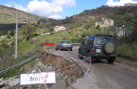 Alia. Mozione in Consiglio sulle frane lungo la Sp7