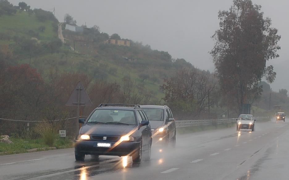 PONTE DELL?IMMACOLATA SOTTO LA PIOGGIA E TEMPERATURE BASSE