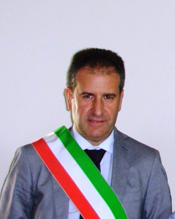 PETRALIA SOPRANA. PUBBLICATO IL BANDO PER L�ASSEGNAZIONE DI CASE POPOLARI