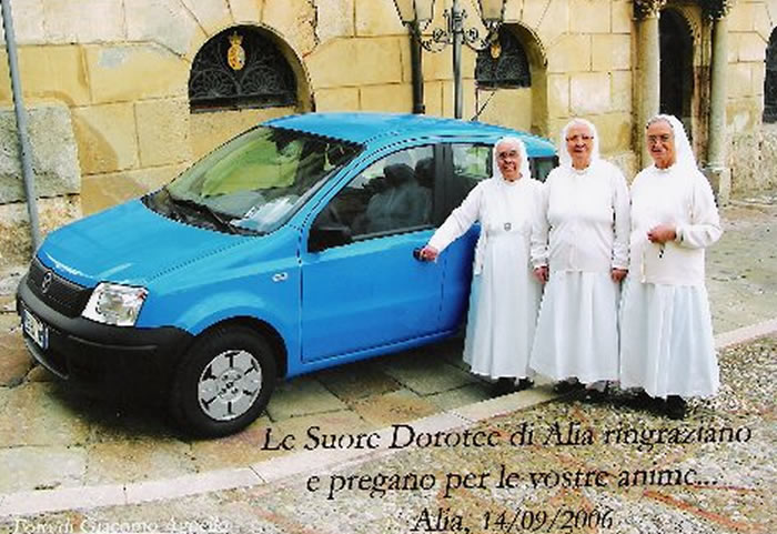 Donata una automobile alle Suore Dorotee di Alia