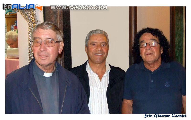 Padre Salvatore Mormino con Salvatore ed Enzo