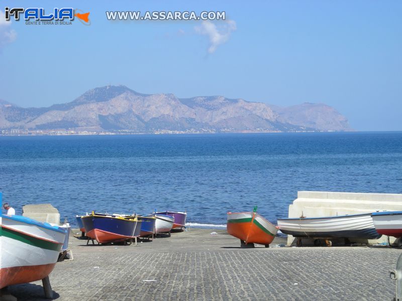 Monte Pellegrino visto dal lungomare di Aspra