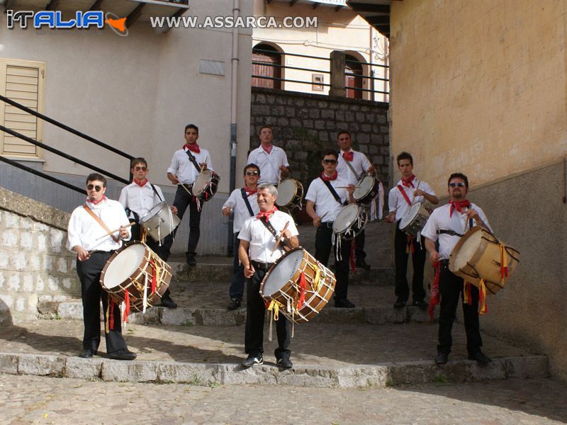 A TUCCATA DI LUPI