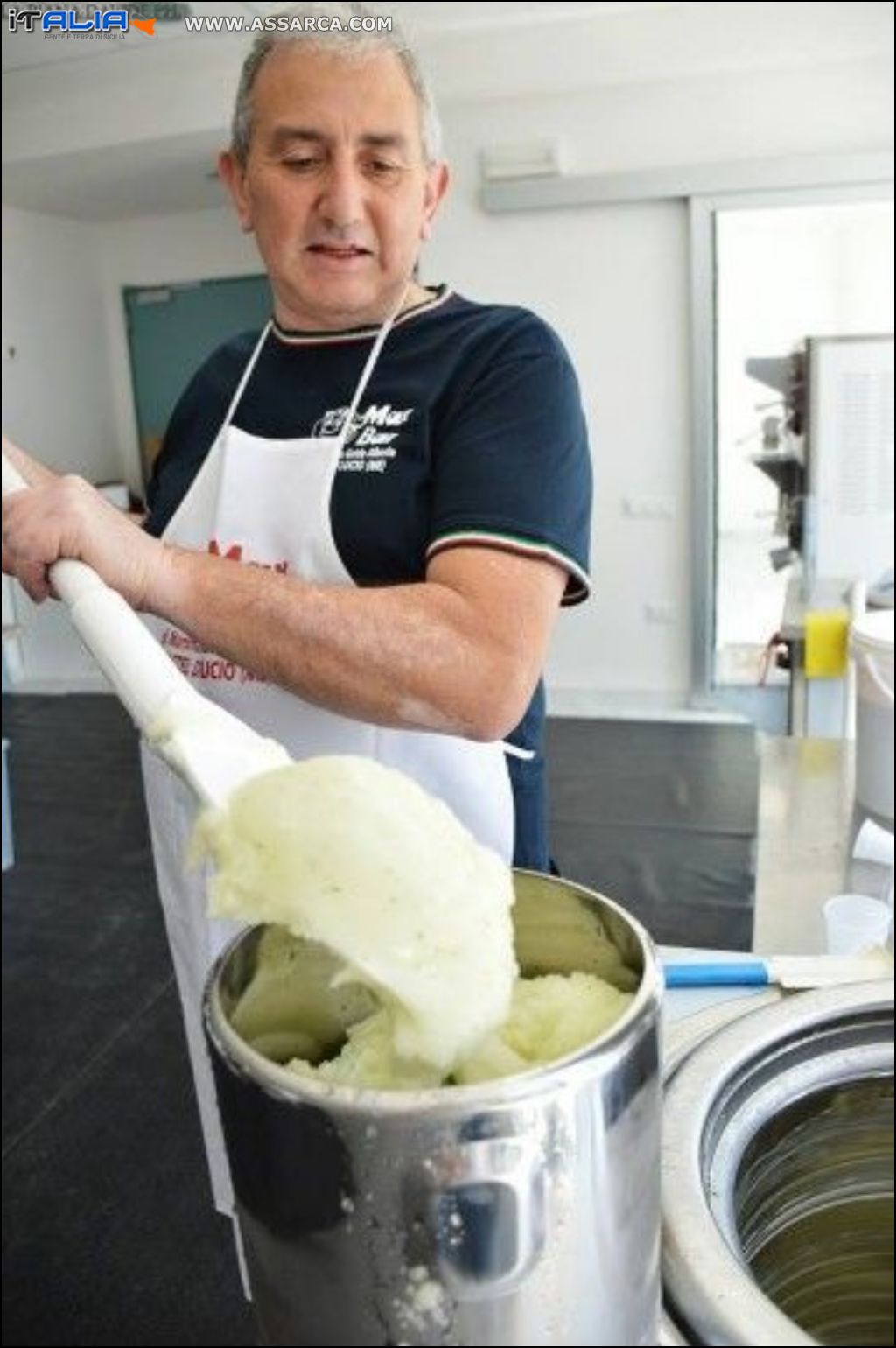 NIVARATA DI ACIREALE "IL RITO DELLA GRANITA SICILIANA"