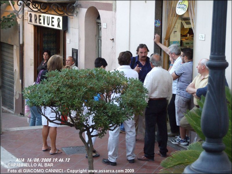 Capannello al bar