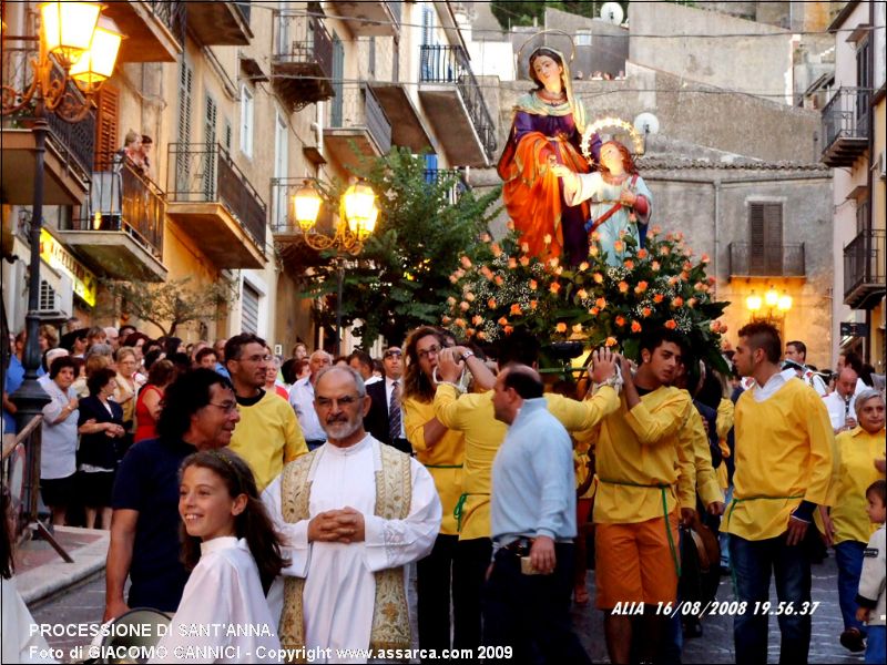 Processione di Sant`Anna.